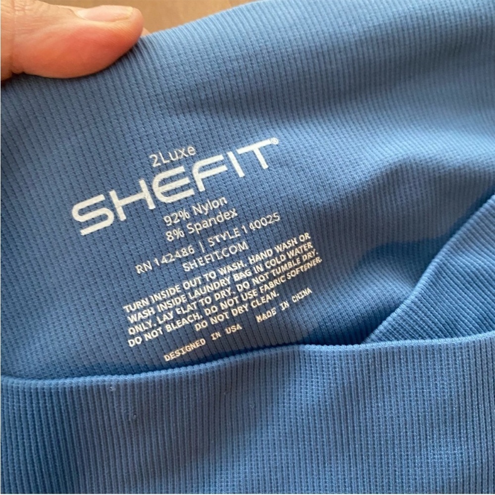 SHEFIT Women’s 2 Luxe Ombré Blue Leggings - Picture 10 of 10